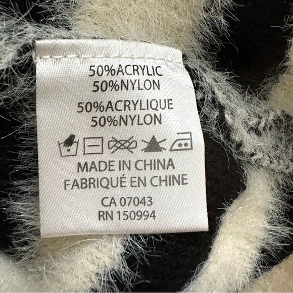 Peck & Peck Sweater Black Ivory Zebra Print V-Neck Oversized Soft Fuzzy Large - Picture 11 of 12